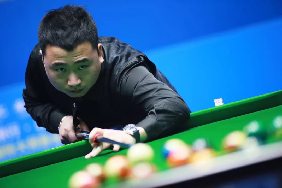 侈税上背上 侈税上背上