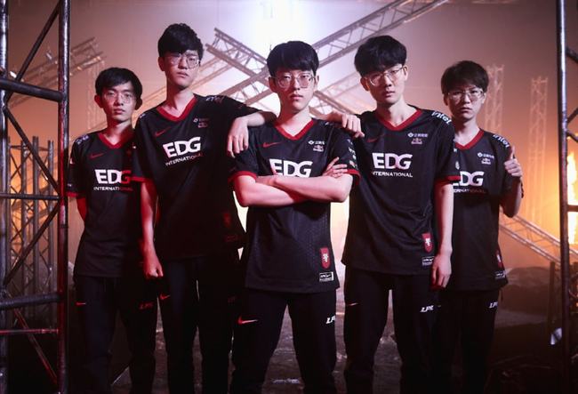 杜阿尔特提 杜阿尔特提